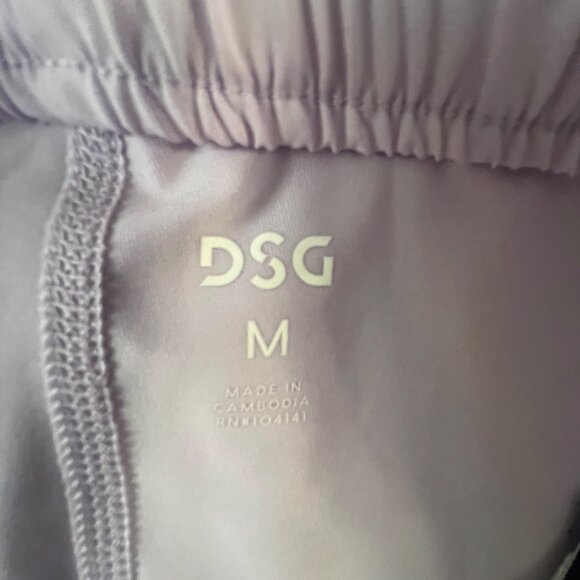 DSG Women's Mid-Rise‎ Stride Skort, Medium, Purple - Picture 6 of 9